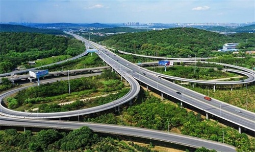蒲江钢筋套筒应用于高速公路